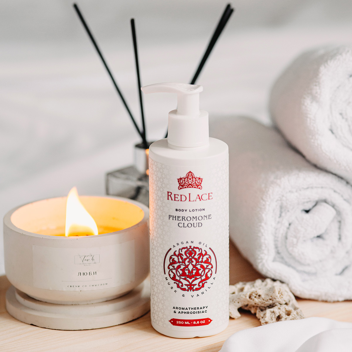 Red Lace Лосьон для тела с феромонами Red Lace Pheromone Cloud Ваниль & Белый мускус 250 мл