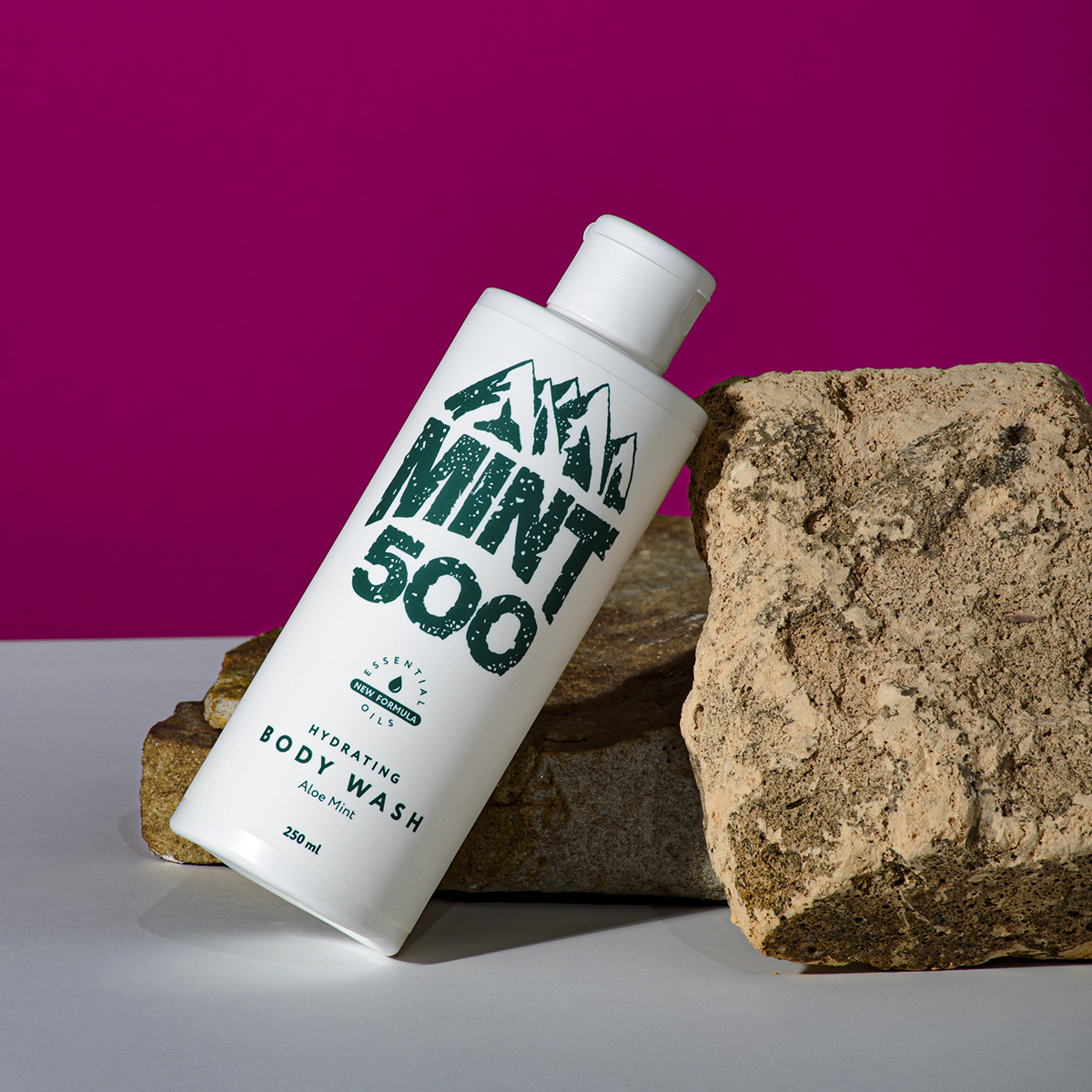 MINT500 Гель-молочко увлажняющее для душа Mint500 Hydrating Body Wash 250 мл